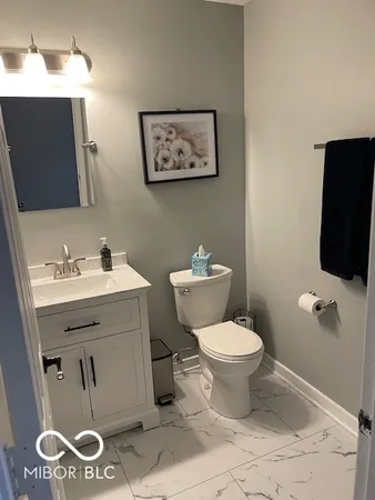 $374,850 | 932 Stave Oak Drive, Beech Grove, IN 46107