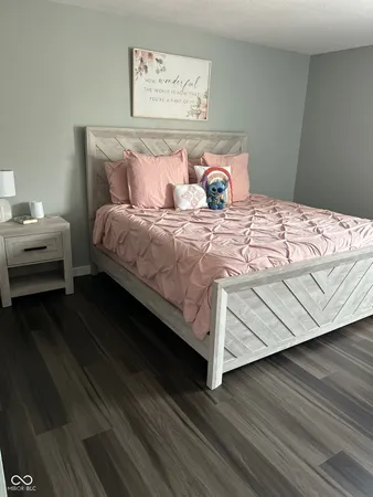 $374,850 | 932 Stave Oak Drive, Beech Grove, IN 46107