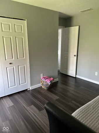 $374,850 | 932 Stave Oak Drive, Beech Grove, IN 46107