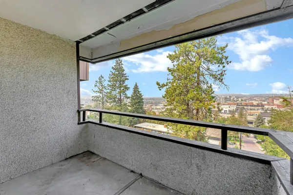 $205,000 | 1111 West 6th Avenue, Unit 401, Spokane, WA 99204