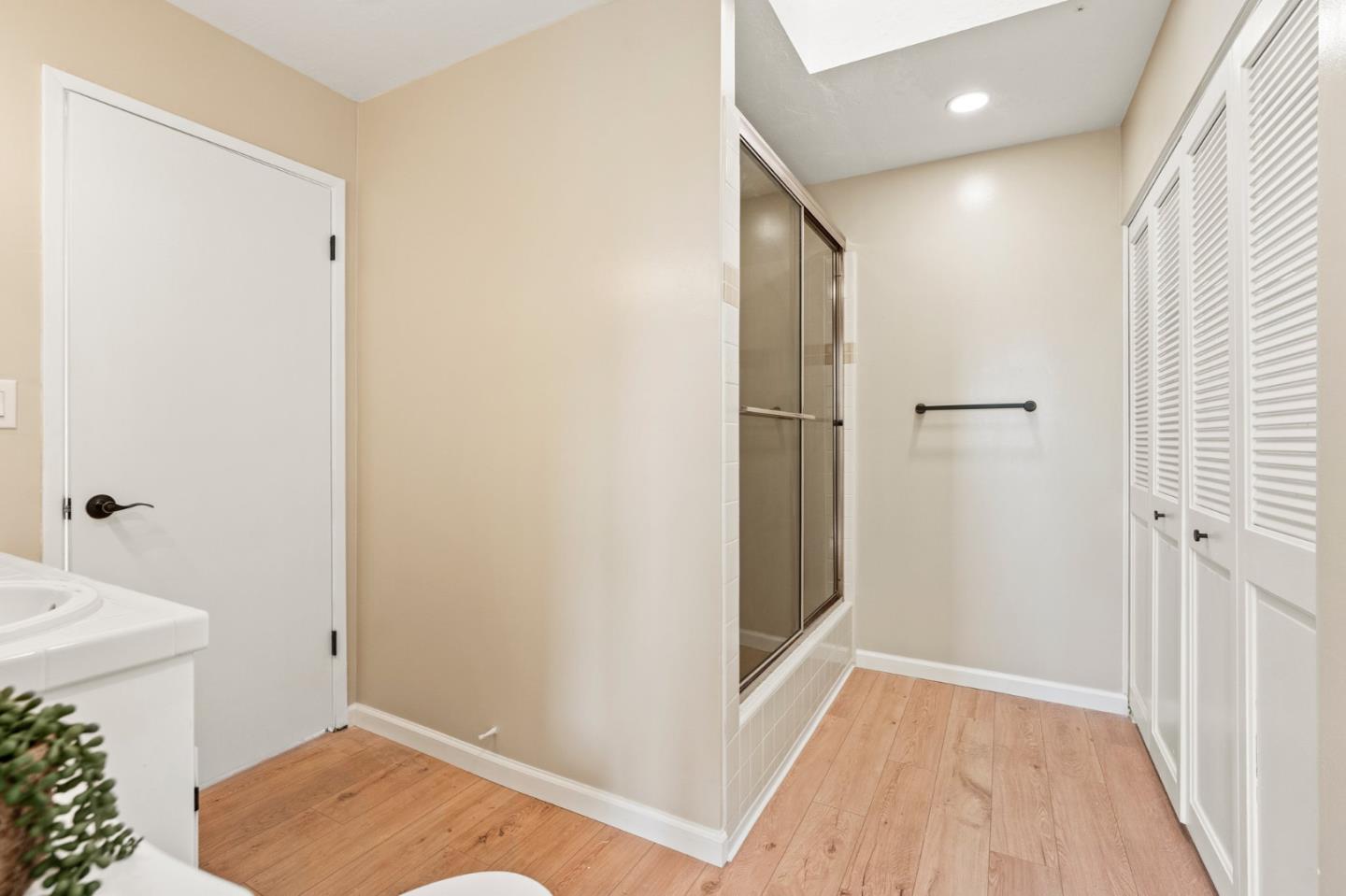 5152 Felter Road San Jose, CA 95132 - Photo 33 of 43 a view of bathroom