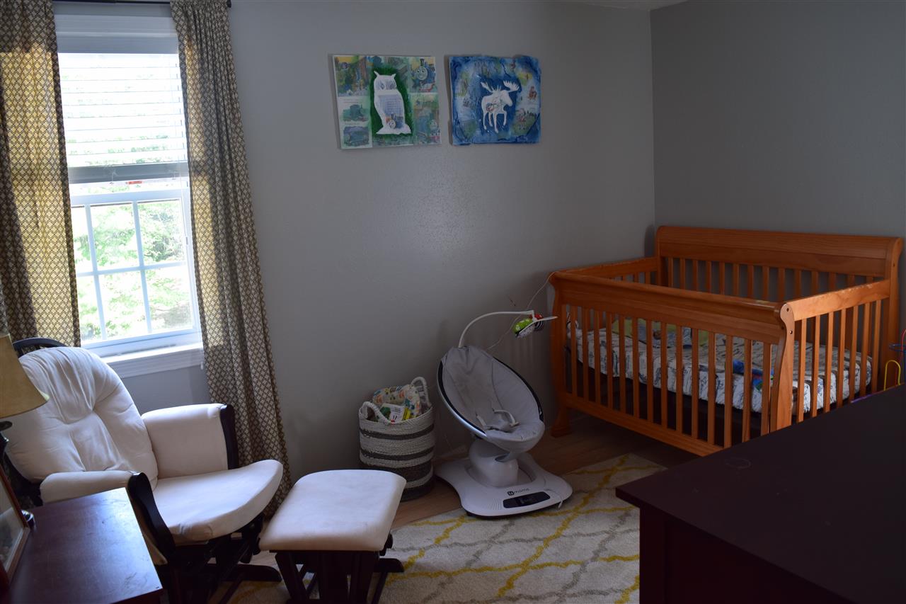 149 Hampstead Road Sandown, NH 03873 - Photo 3 of 11