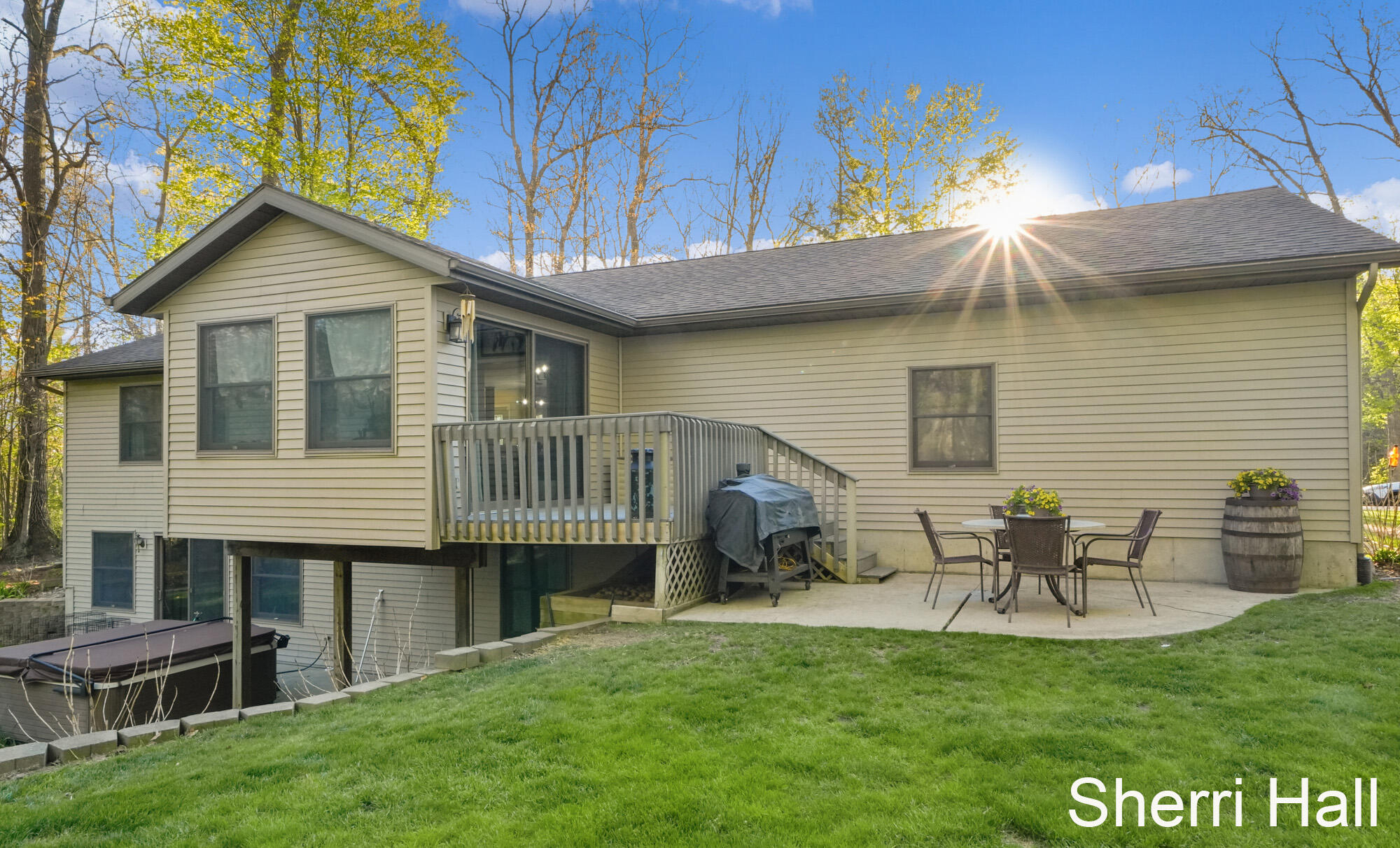 7861 West County Line Road Greenville, MI 48838 - Photo 29 of 41 Back of home
