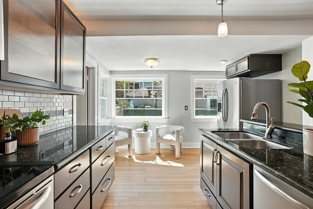 $725,000 | 2923 South Manito Boulevard, Spokane, WA 99203