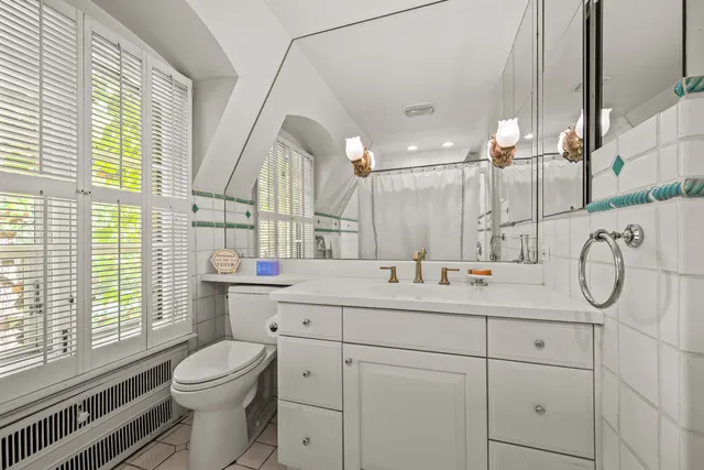 $2,375,000 | 908 Elm Place, Glencoe, IL 60022