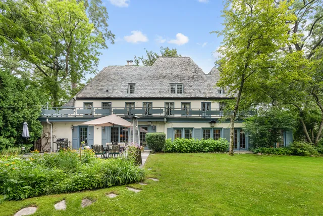$2,375,000 | 908 Elm Place, Glencoe, IL 60022