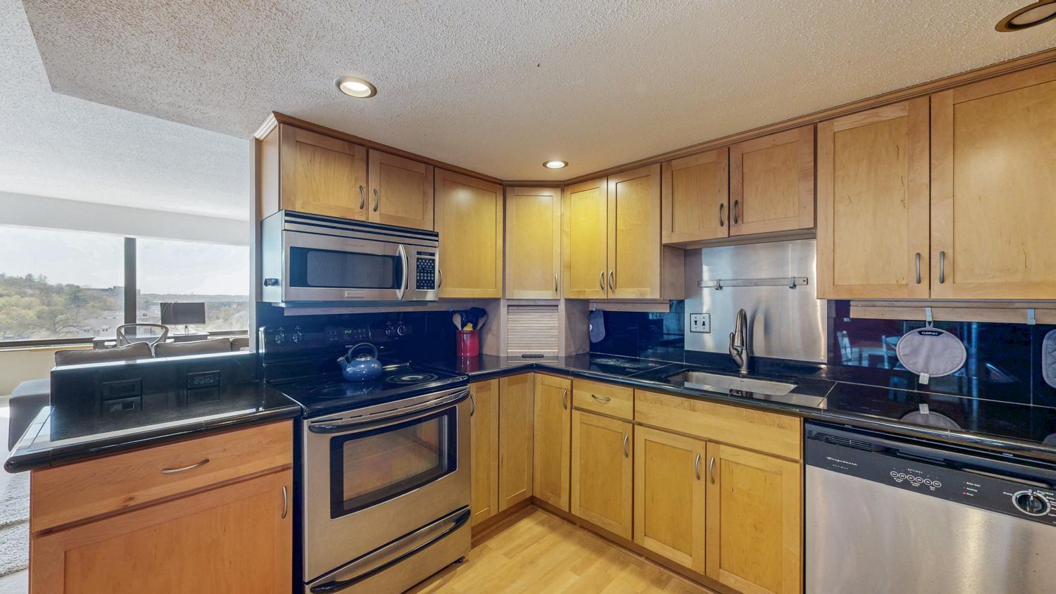 207 5th Avenue Southwest, Unit 802 Rochester, MN 55902 - Photo 11 of 26