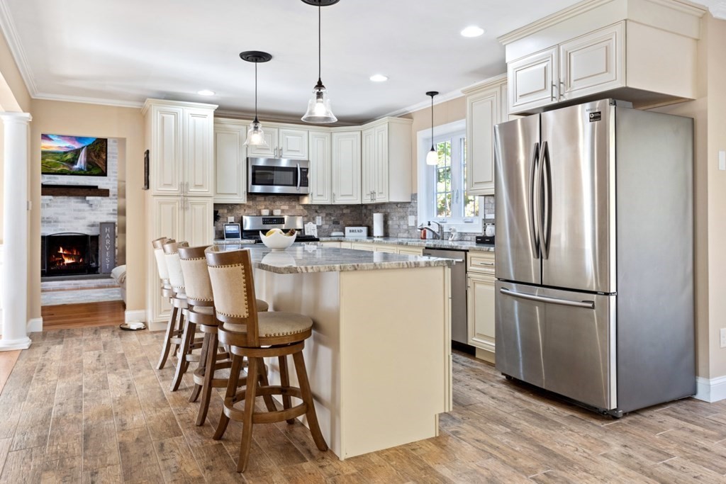 26 Ridge Road Pepperell, MA 01463 - Photo 14 of 37