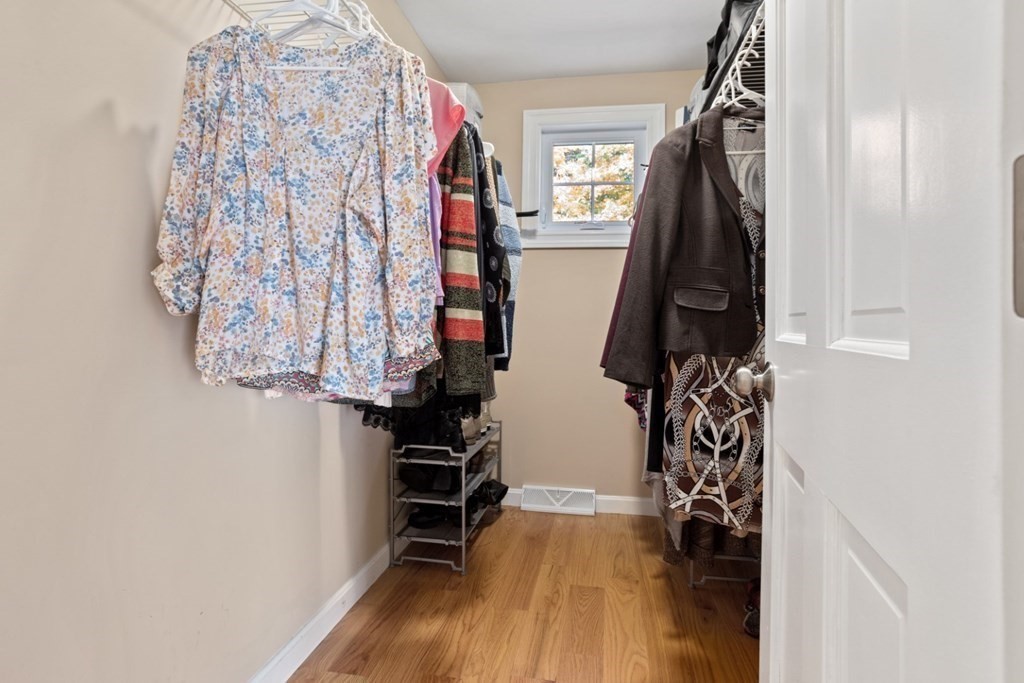 26 Ridge Road Pepperell, MA 01463 - Photo 23 of 37