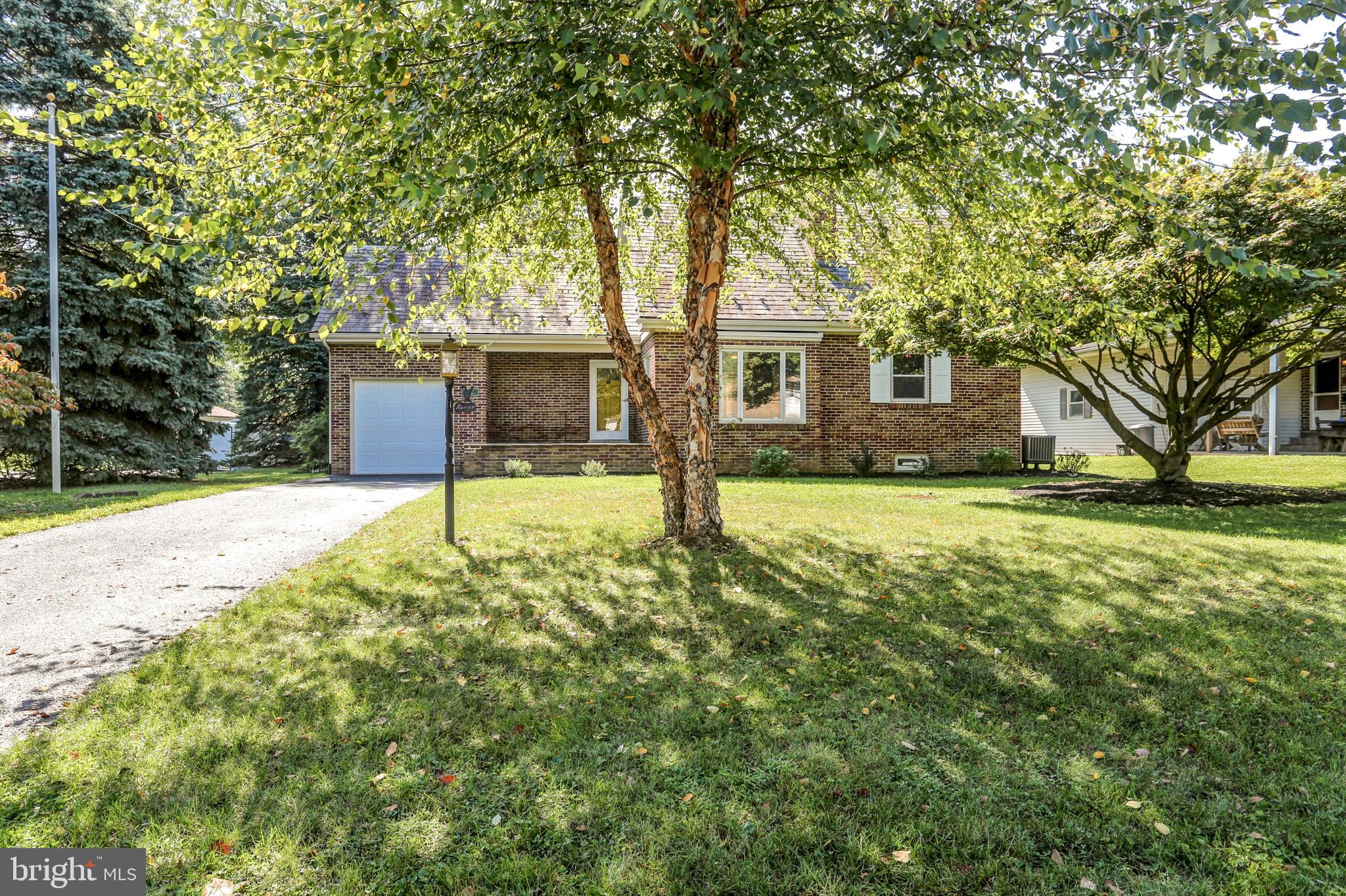 450 Ridge Road Elizabethtown, PA 17022 - Photo 3 of 47