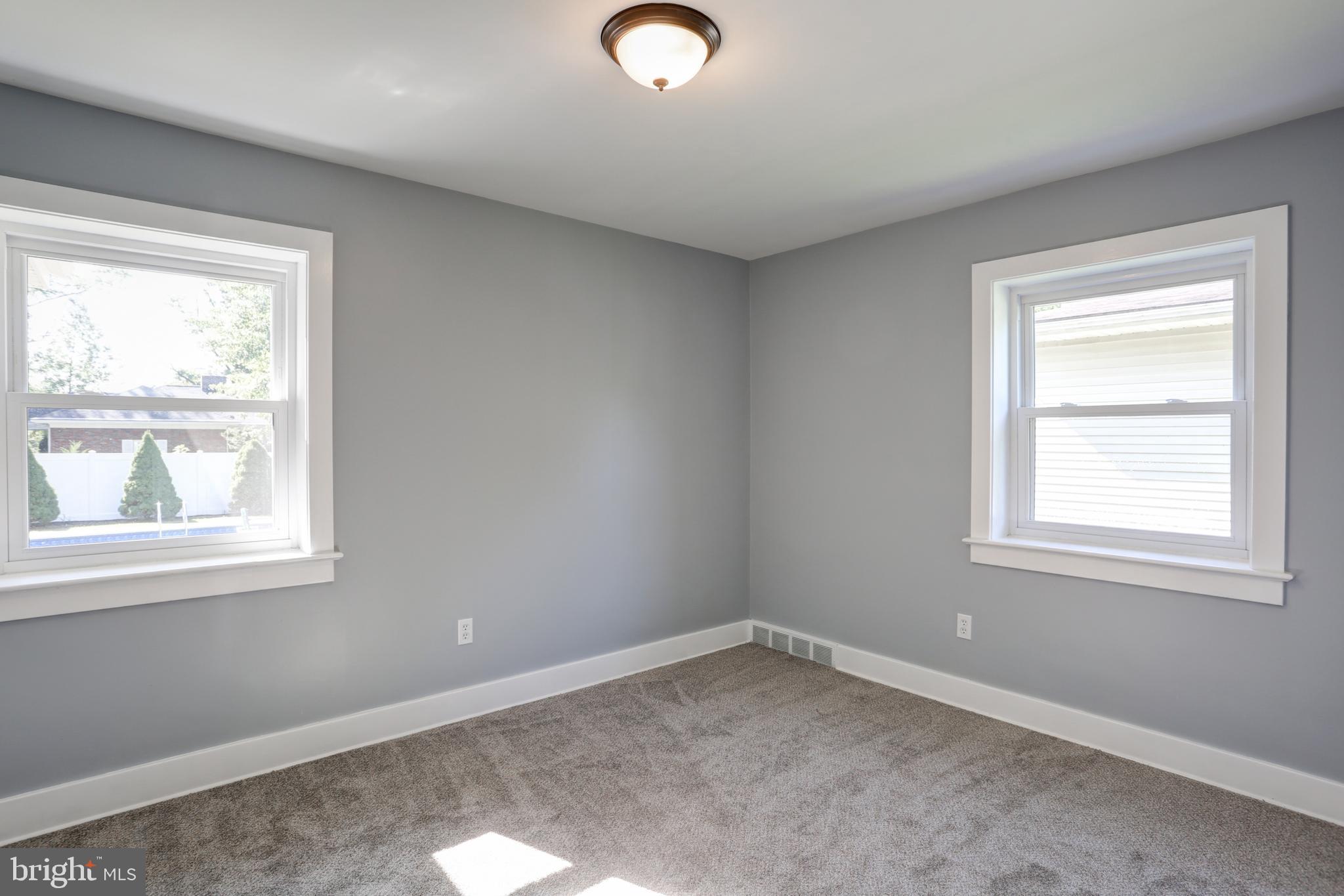450 Ridge Road Elizabethtown, PA 17022 - Photo 22 of 47 1st floor bedroom 2