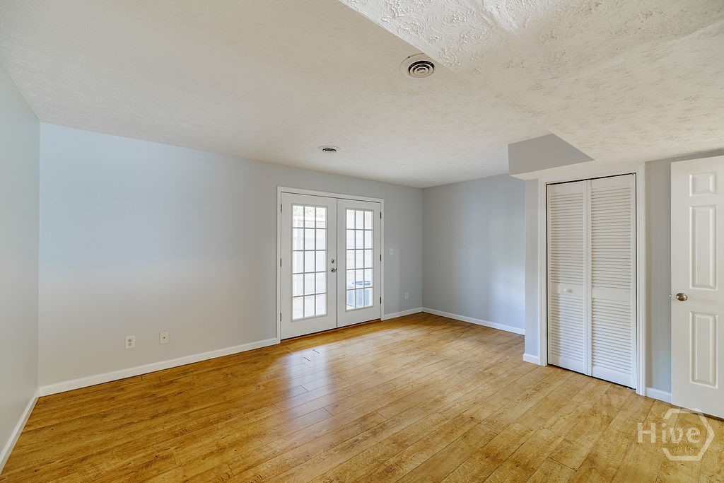 1138 Barnett Shoals Road Athens, GA 30605 - Photo 11 of 31