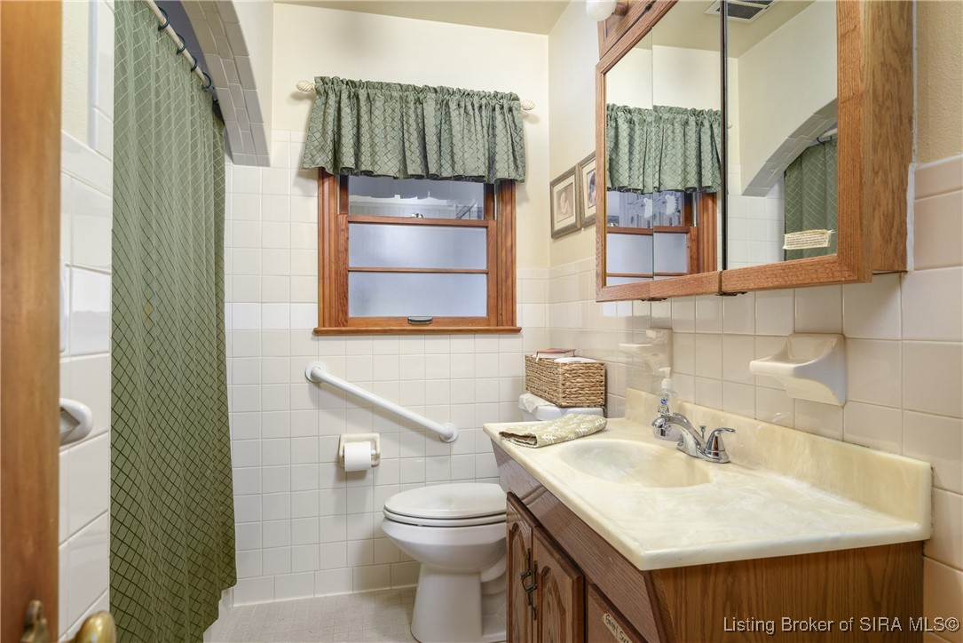 6807 Atkins Road Floyds Knobs, IN 47119 - Photo 22 of 37