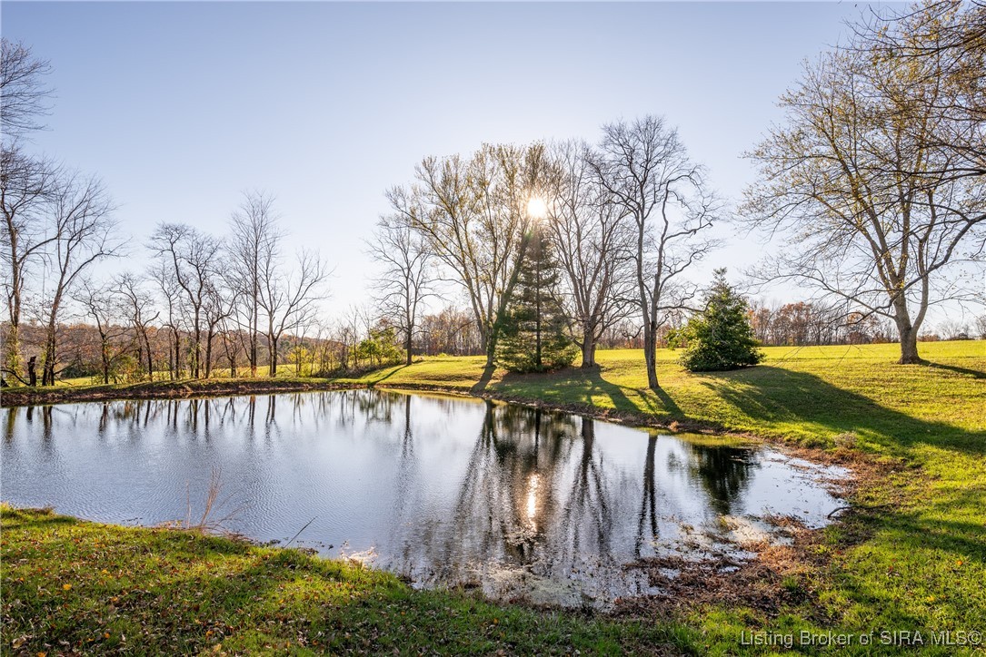 6807 Atkins Road Floyds Knobs, IN 47119 - Photo 4 of 37