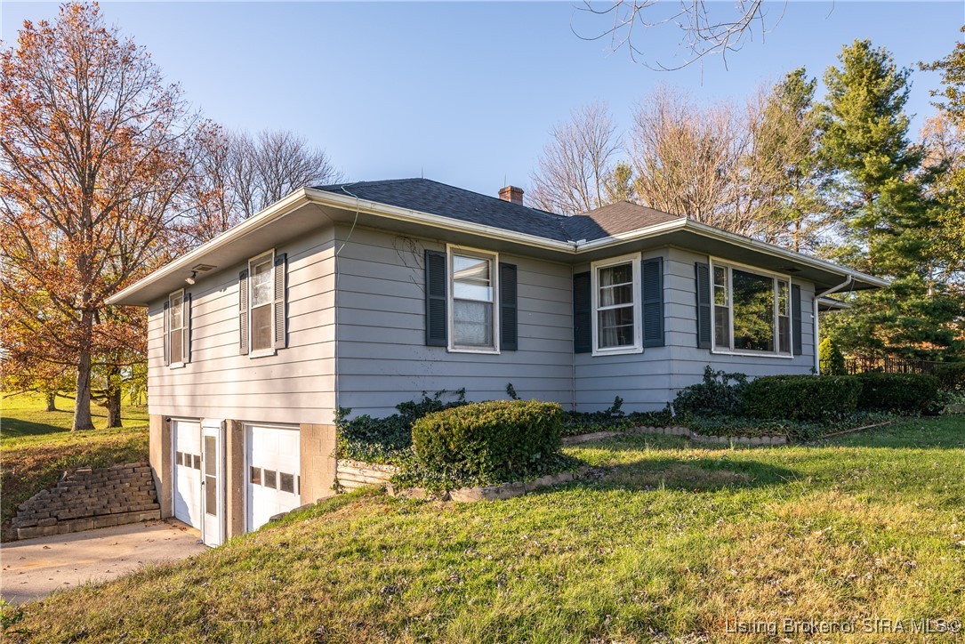 6807 Atkins Road Floyds Knobs, IN 47119 - Photo 8 of 37