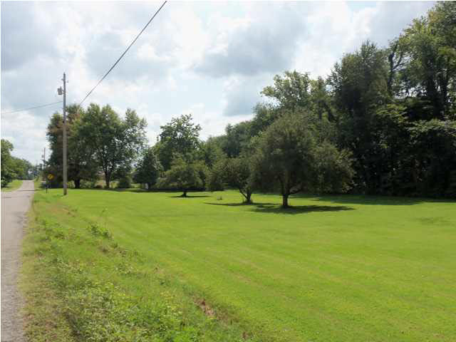 166 Geyer Road Boonville, IN 47601 - Photo 3 of 17 Gallery Image 3
