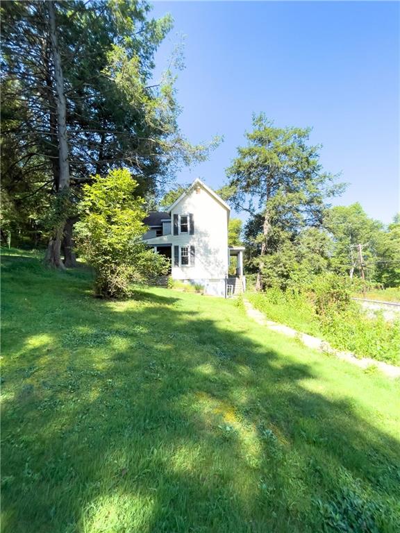 5895 Valencia Road Gibsonia, PA 15044 - Photo 2 of 29 Gallery Image 2