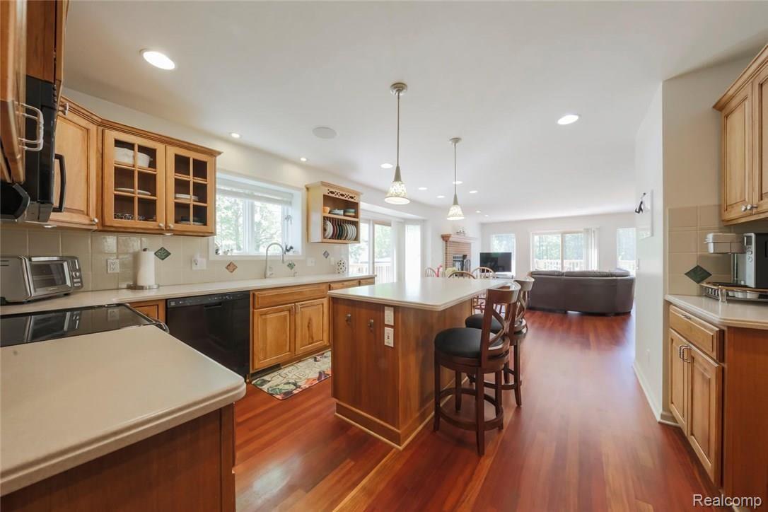 2396 Brighton Road Howell, MI 48843 - Photo 18 of 46 2396 Brighton Rd Howell MI-large-021-29-J7A6481-1500x1000-72dpi.jpg