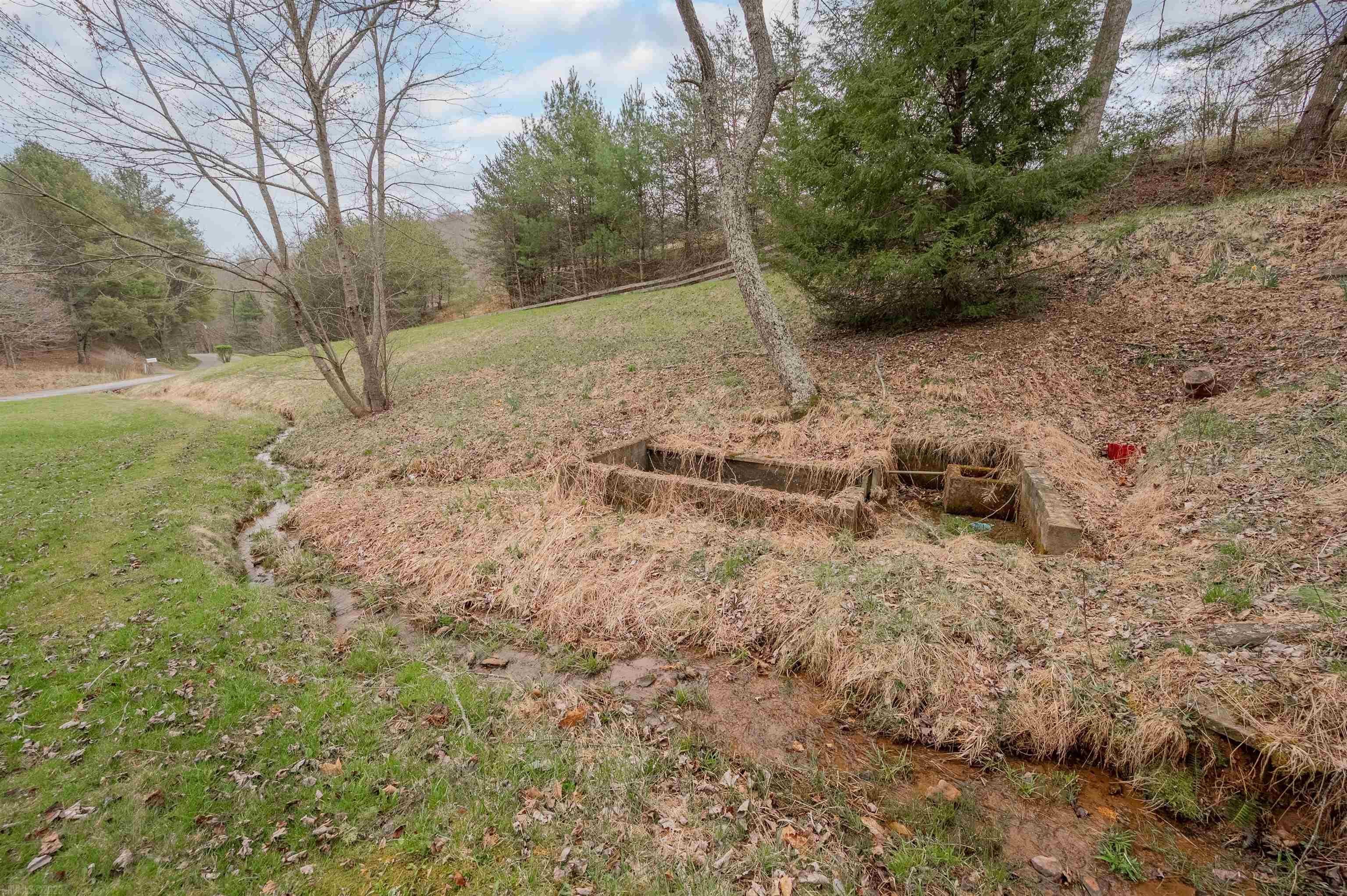 413 Silver Leaf Road Dugspur, VA 24325 - Photo 72 of 103 Gallery Image 72