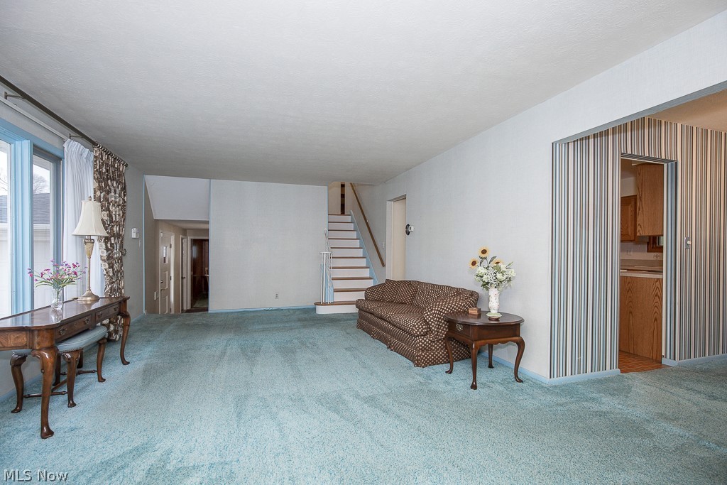 6311 Rousseau Drive Parma, OH 44129 - Photo 11 of 33