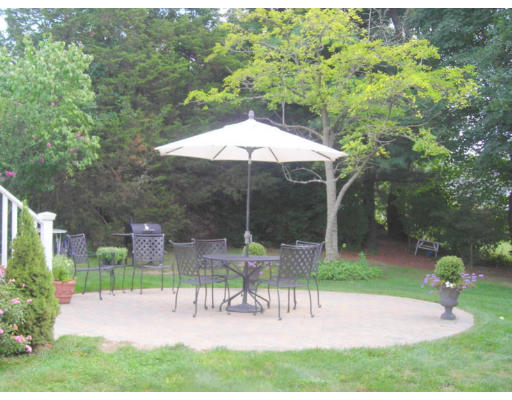 6 Stafford Road Danvers, MA 01923 - Photo 3 of 18 Gallery Image 3