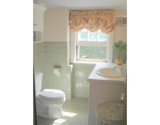 6 Stafford Road Danvers, MA 01923 - Photo 10 of 18 Gallery Image 10