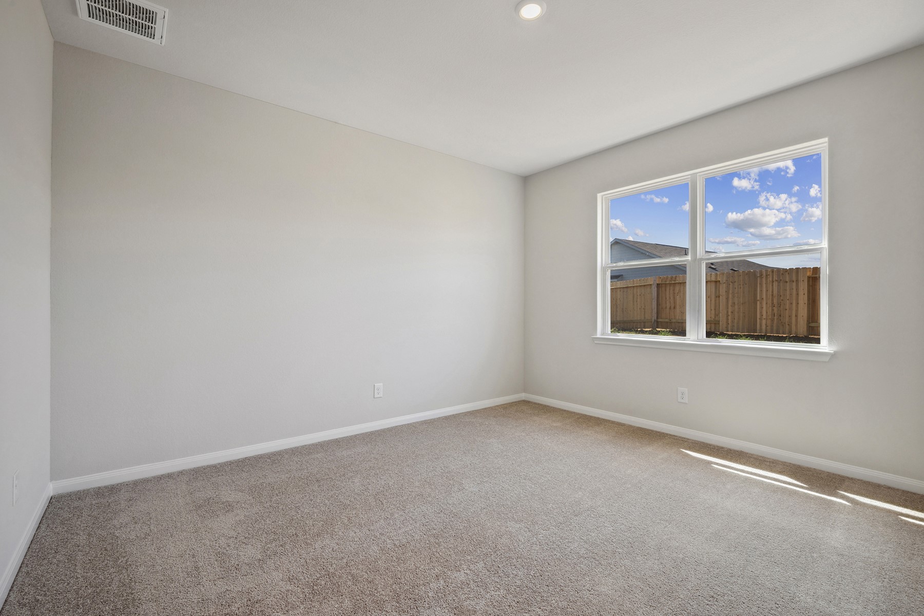 333 Fastboy Lane Waller, TX 77484 - Photo 12 of 20