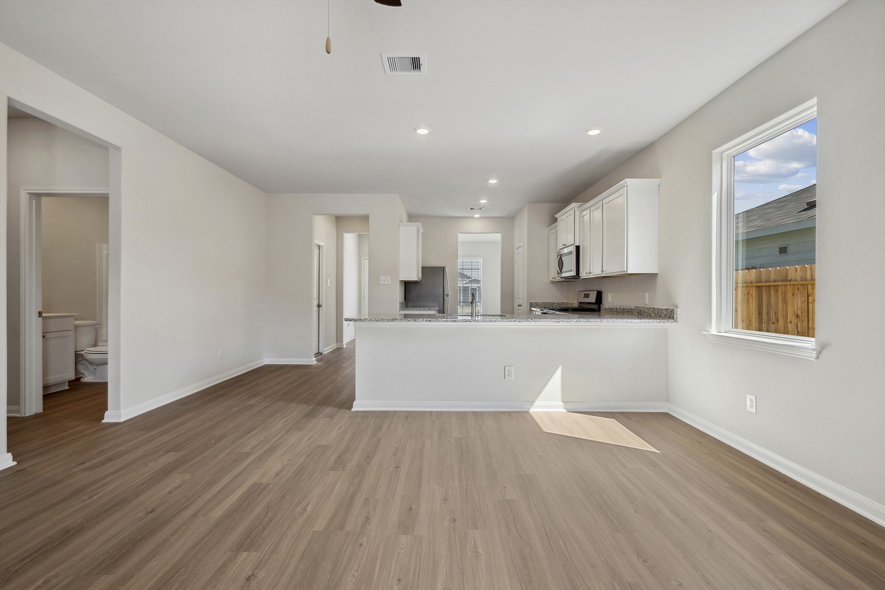 333 Fastboy Lane Waller, TX 77484 - Photo 10 of 20