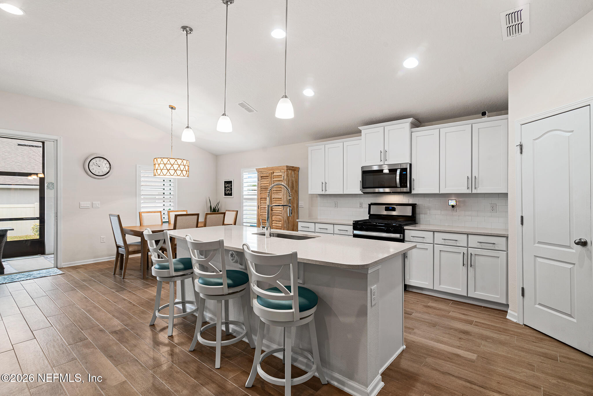 82897 Thompson Lane Fernandina Beach, FL 32034 - Photo 11 of 47 TONS of storage!