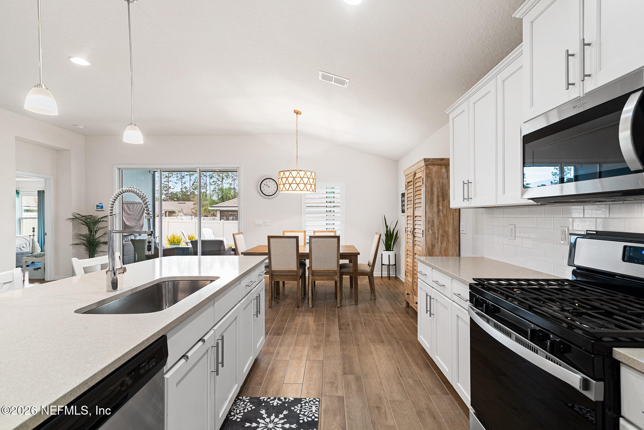 82897 Thompson Lane Fernandina Beach, FL 32034 - Photo 15 of 46 Hosting is a snap!