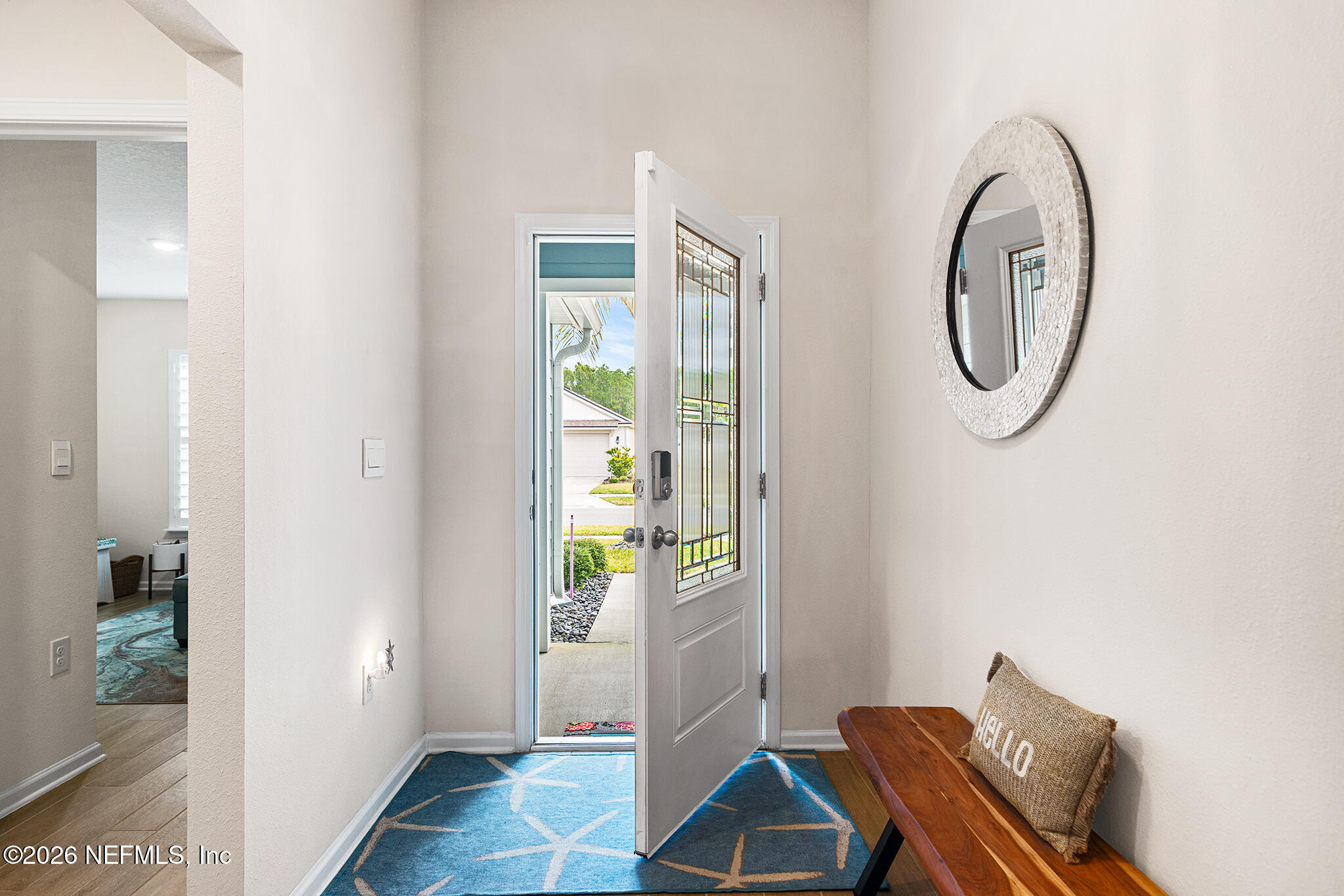 82897 Thompson Lane Fernandina Beach, FL 32034 - Photo 4 of 47 Light, bright entry!