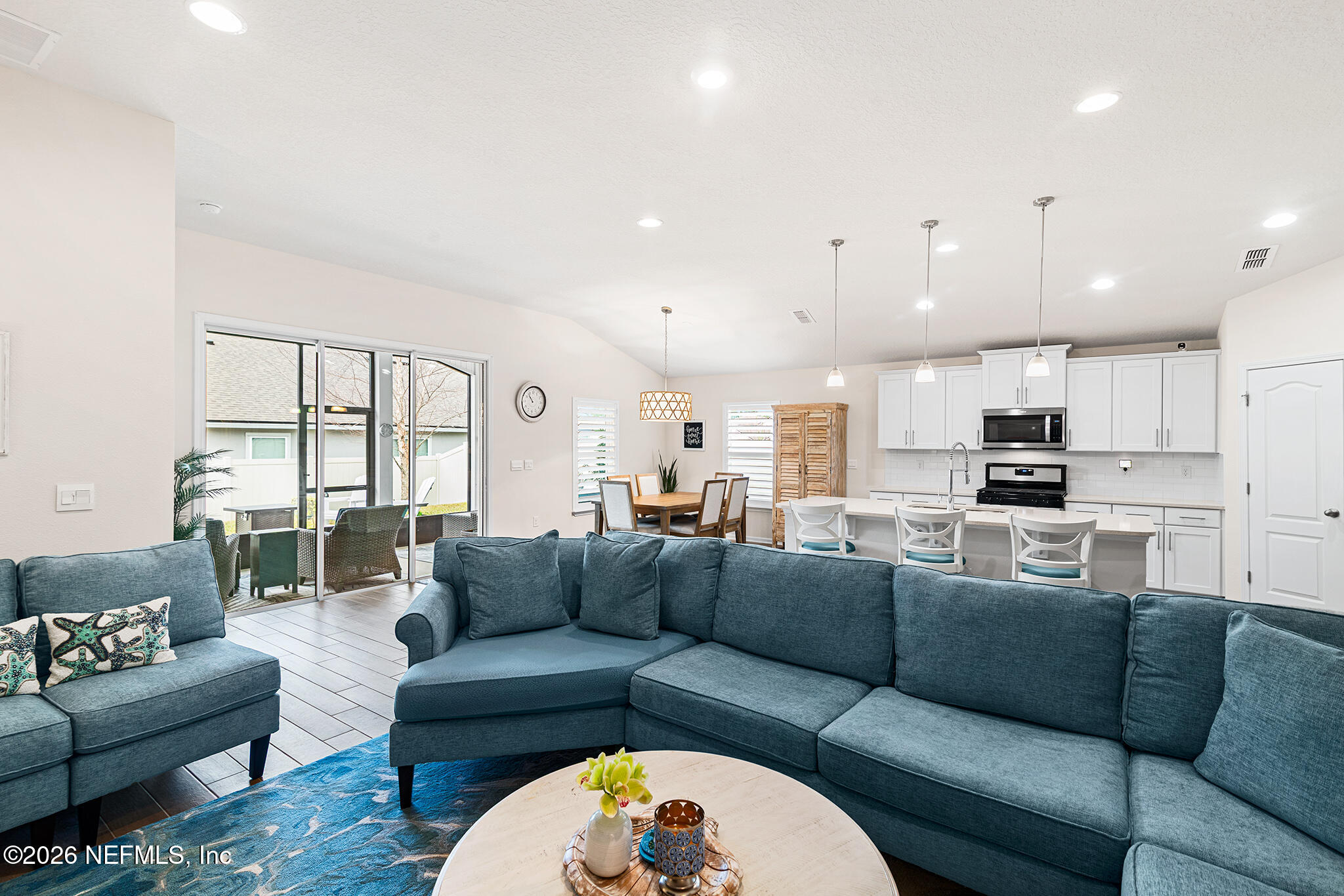 82897 Thompson Lane Fernandina Beach, FL 32034 - Photo 9 of 47 Effortless flow!