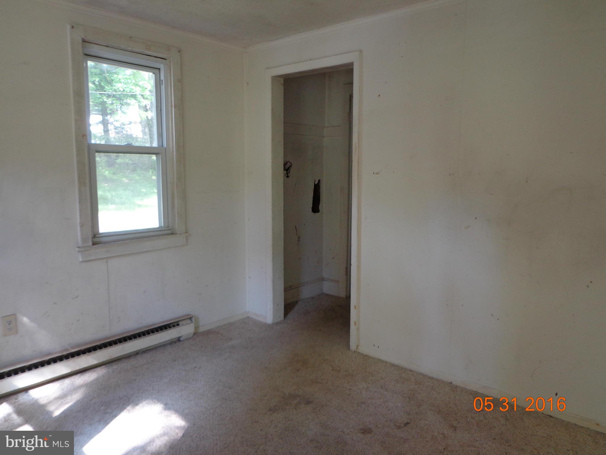 40 Log Cabin Road North East, MD 21901 - Photo 3 of 19 Family Room
