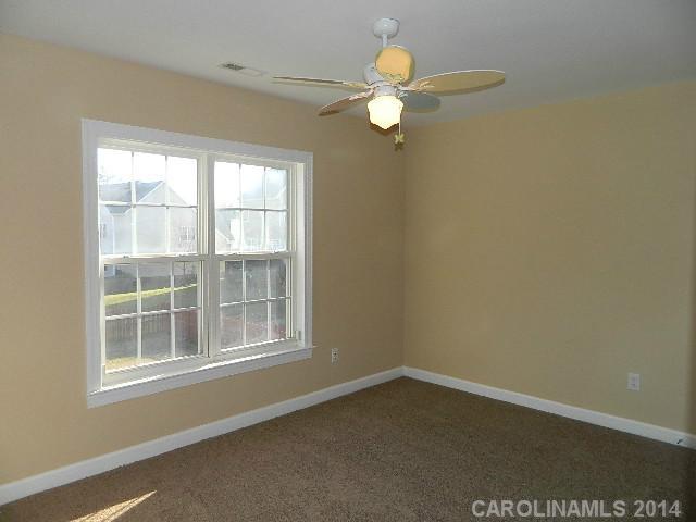 2013 Copperplate Road Charlotte, NC 28262 - Photo 11 of 16 Gallery Image 11
