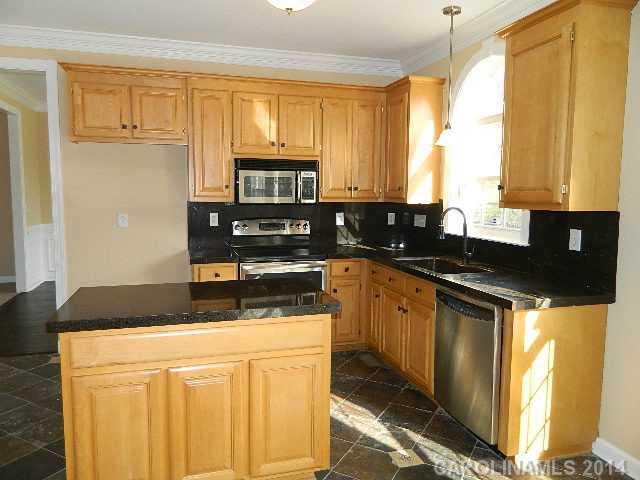 2013 Copperplate Road Charlotte, NC 28262 - Photo 4 of 16 Gallery Image 4