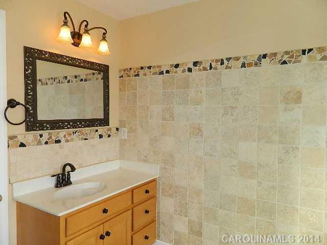 2013 Copperplate Road Charlotte, NC 28262 - Photo 9 of 16 Gallery Image 9