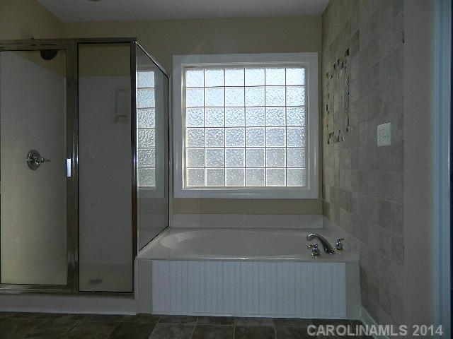 2013 Copperplate Road Charlotte, NC 28262 - Photo 10 of 16 Gallery Image 10