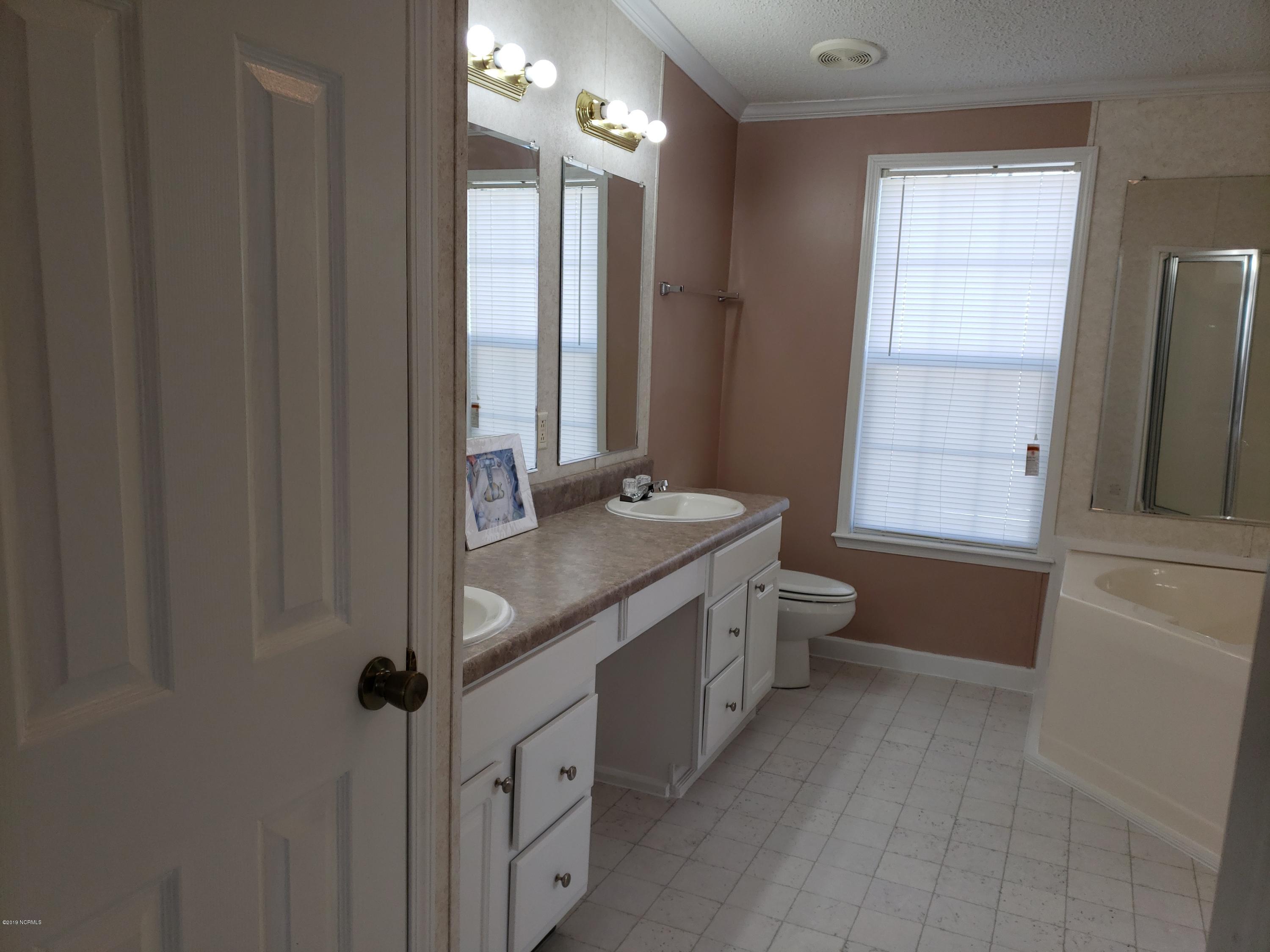 1157 South Parker Road Holly Ridge, NC 28445 - Photo 14 of 57 20190322_160032