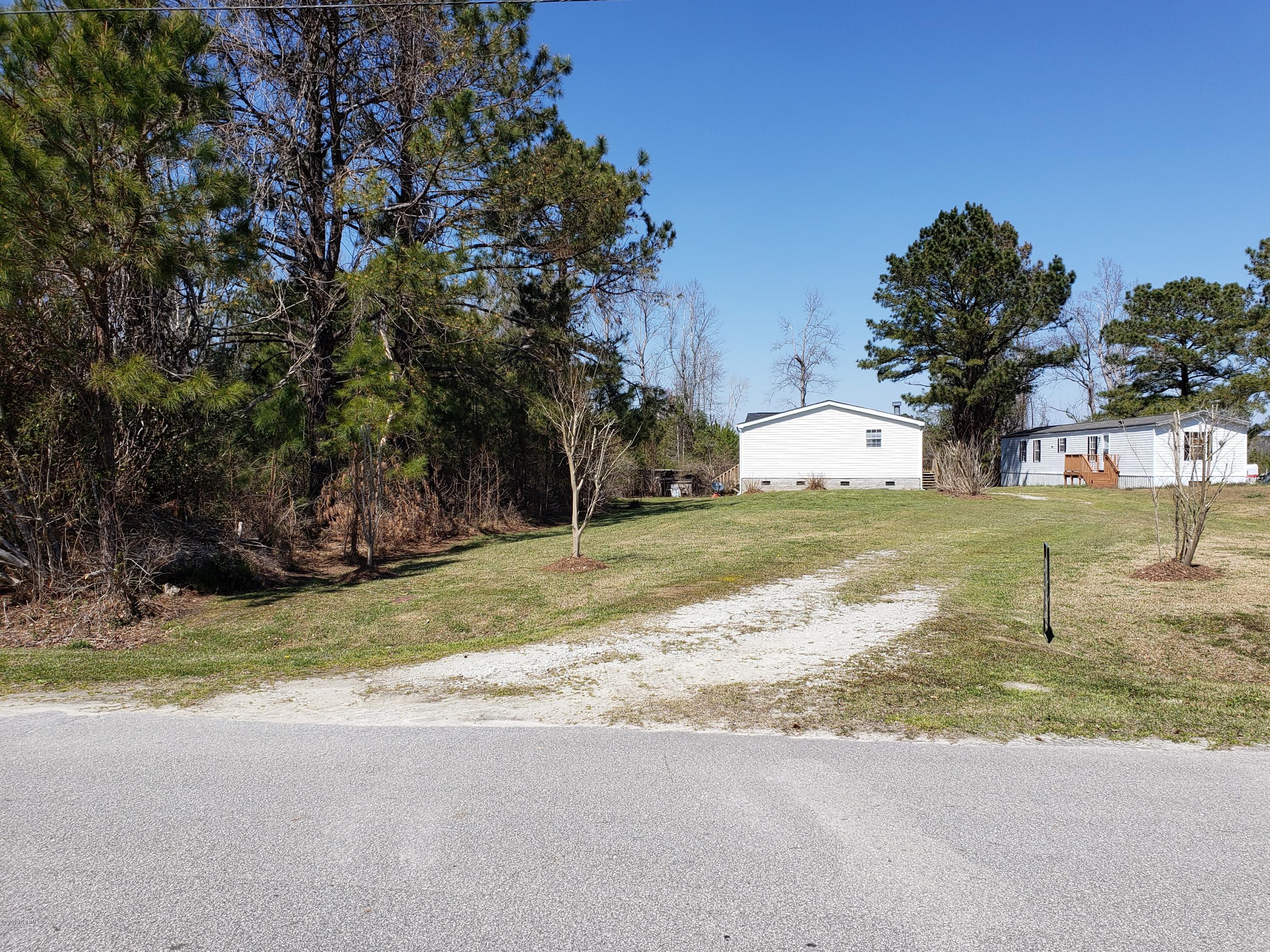 1157 South Parker Road Holly Ridge, NC 28445 - Photo 4 of 57 Driveway from Road