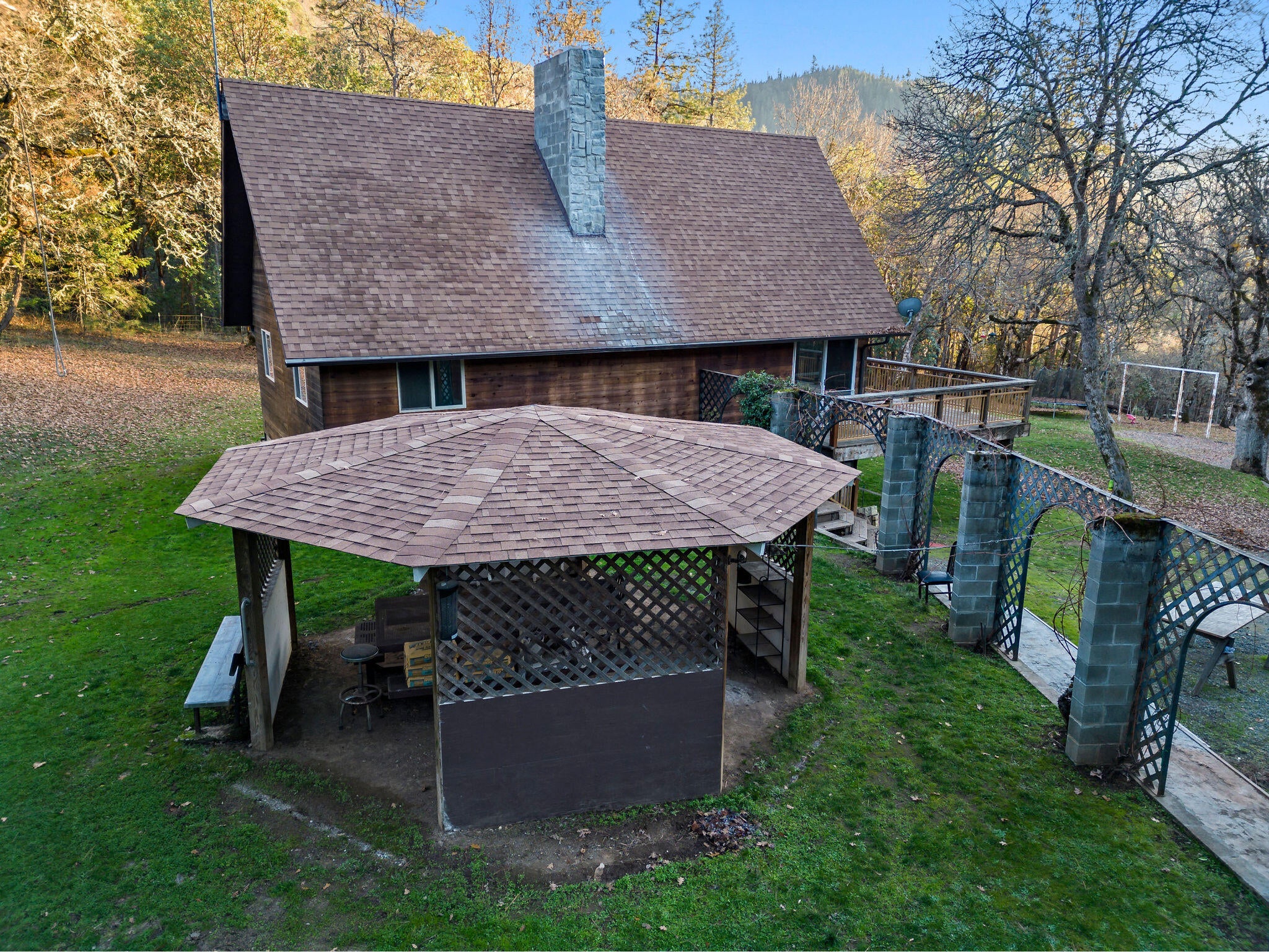 3390 Wards Creek Road Rogue River, OR 97537 - Photo 26 of 31 DJI_0905