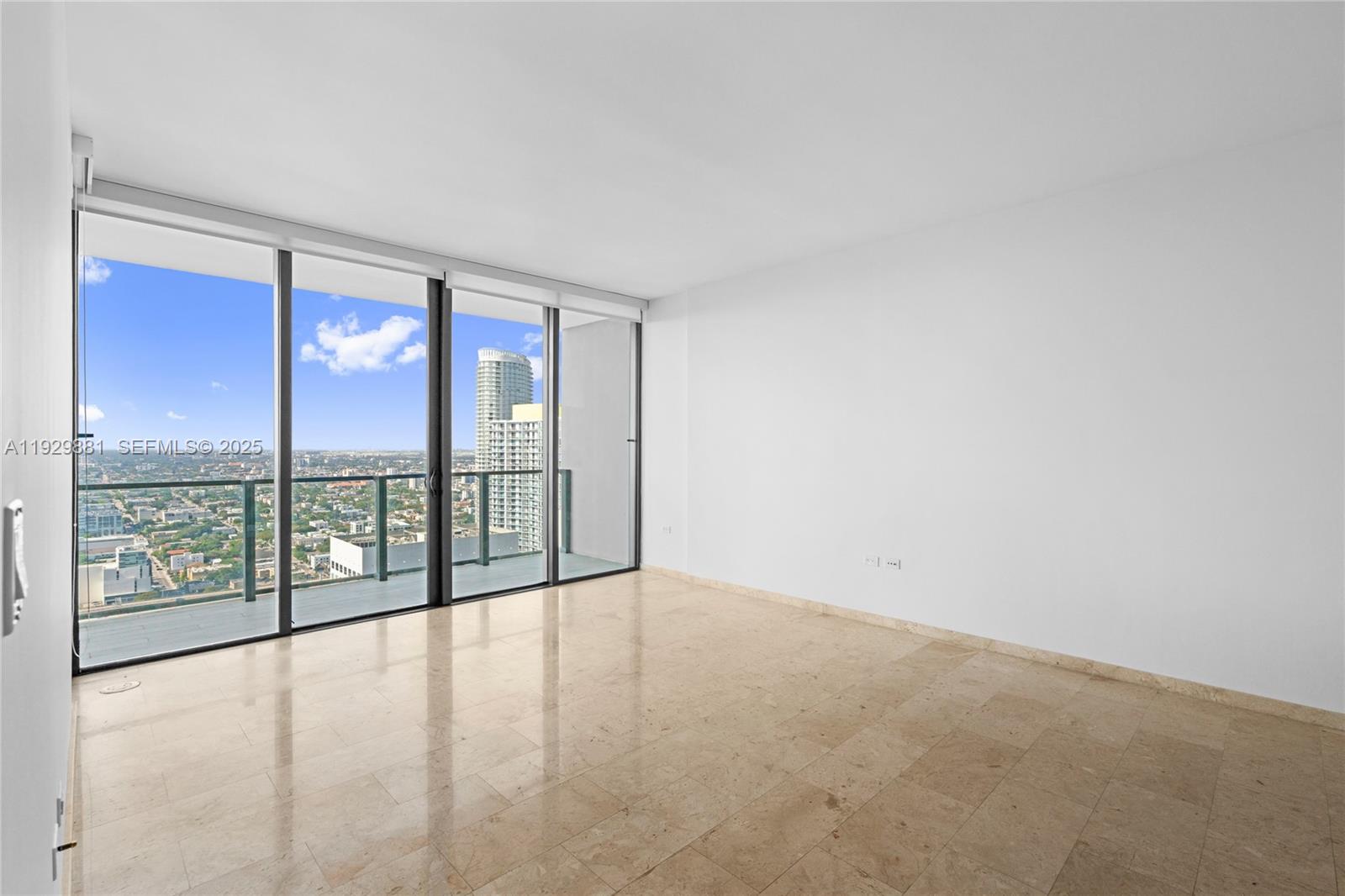 88 Southwest 7th Street, Unit 3608 Miami, FL 33130 - Photo 25 of 36