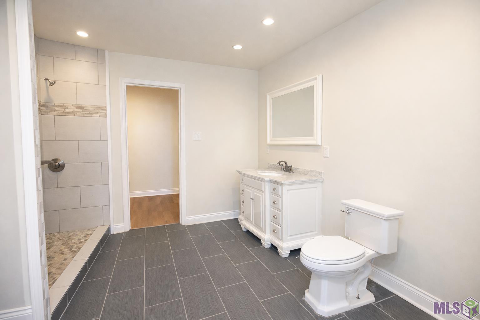 2381 Highway 1 Raceland, LA 70394 - Photo 12 of 15