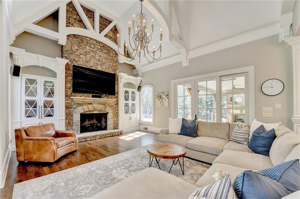 4575 Whitestone Way Suwanee, GA 30024 - Photo 18 of 104