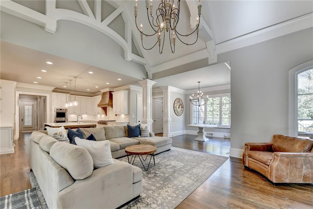 4575 Whitestone Way Suwanee, GA 30024 - Photo 19 of 104