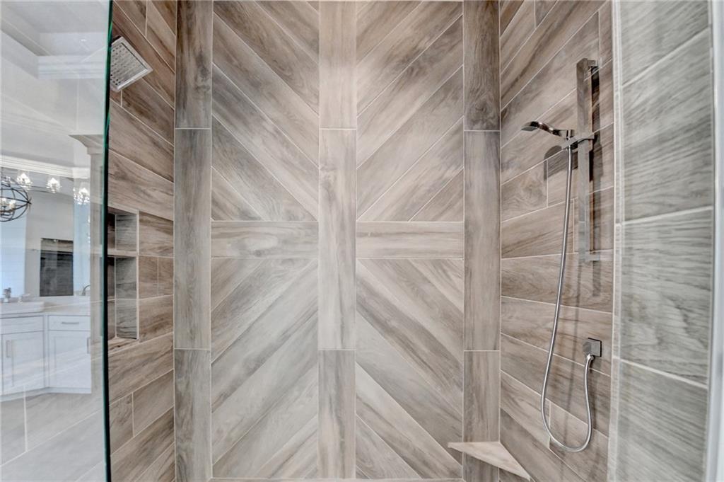 4575 Whitestone Way Suwanee, GA 30024 - Photo 39 of 104