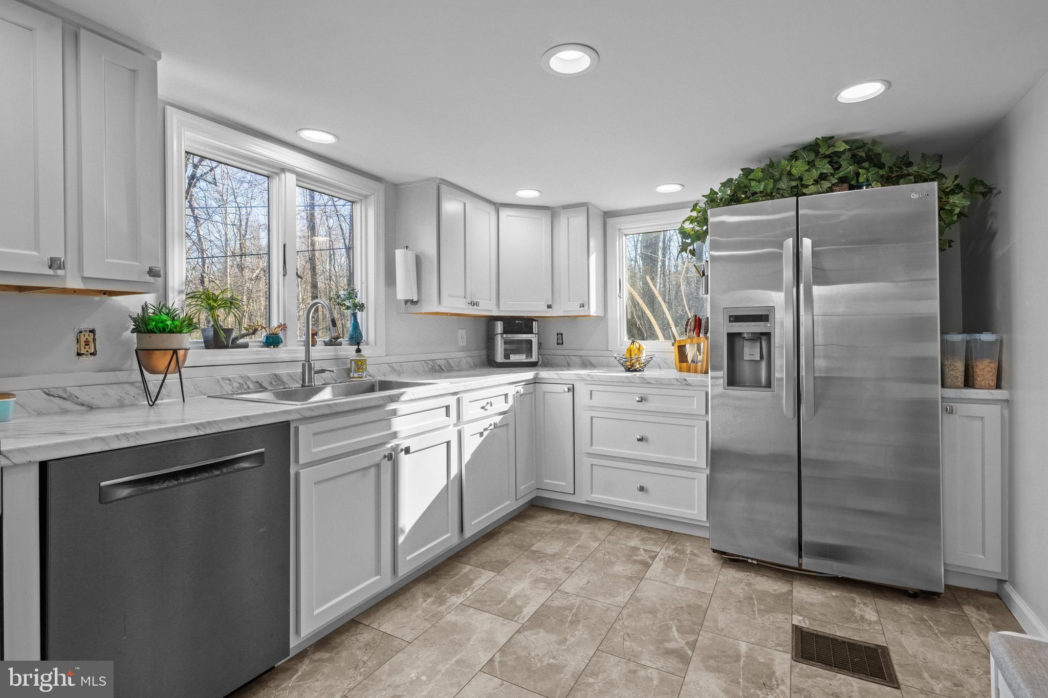 5254 Clymer Road Quakertown, PA 18951 - Photo 7 of 46