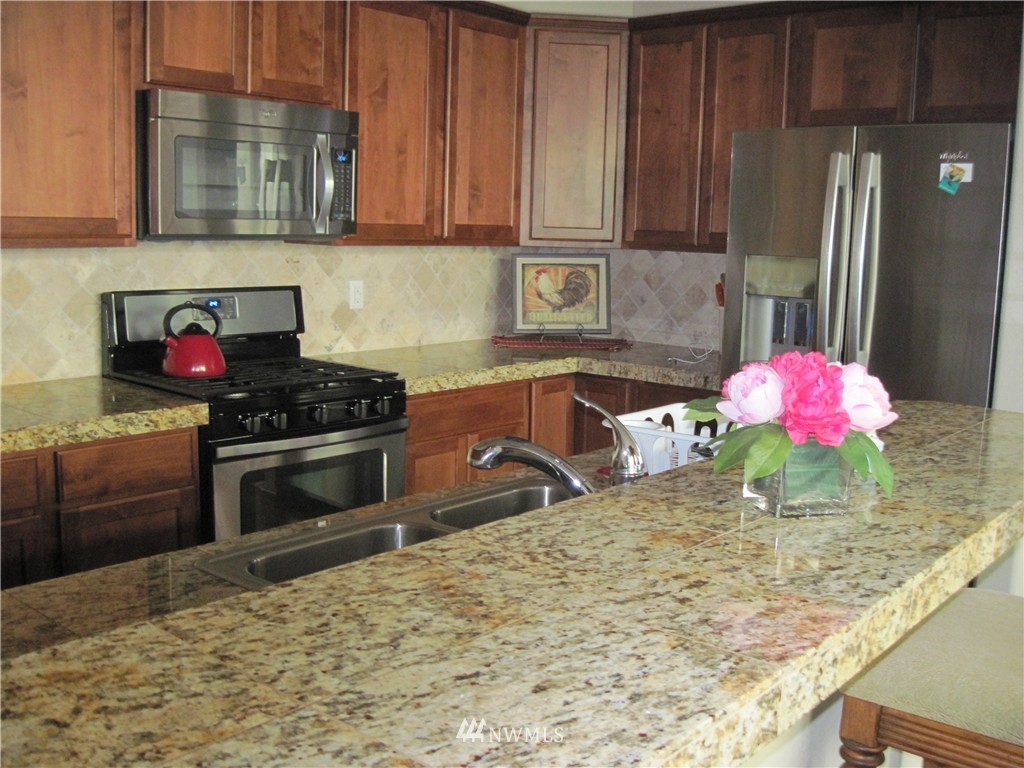 4746 Rochelle Street Southeast Lacey, WA 98503 - Photo 7 of 24 Gallery Image 7
