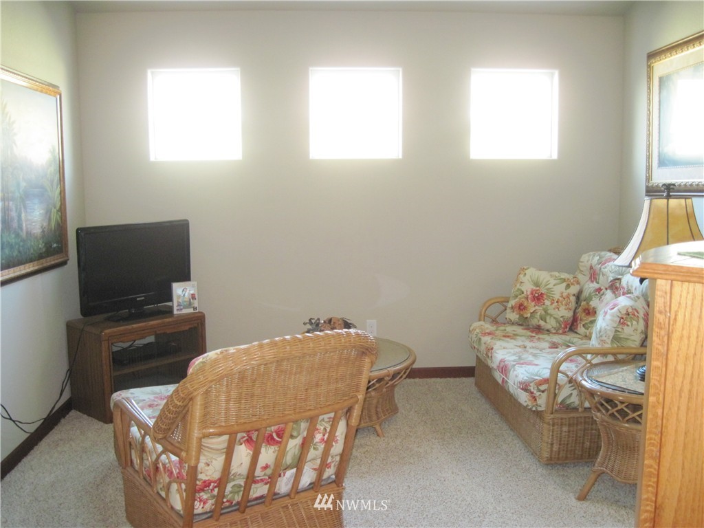 4746 Rochelle Street Southeast Lacey, WA 98503 - Photo 10 of 24 Gallery Image 10