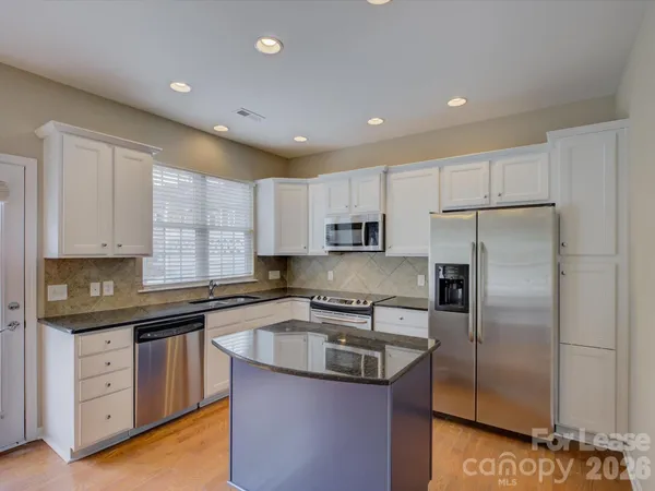 $2,650 | 1098 Drayton Court, Fort Mill, SC 29708