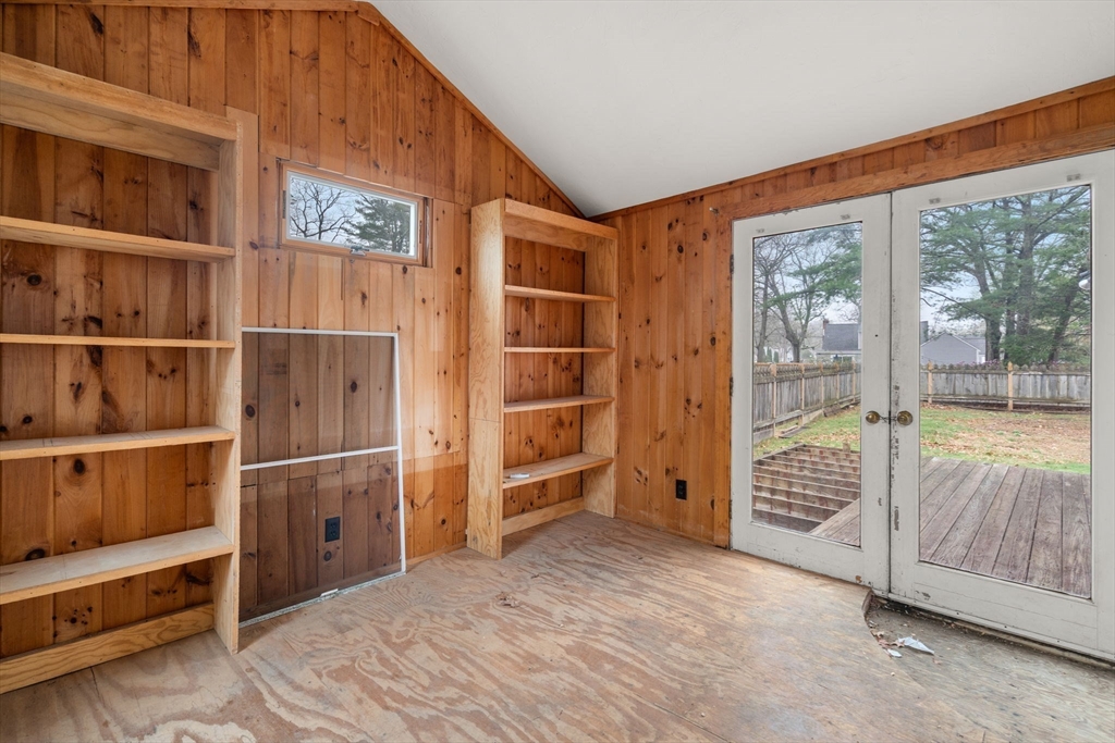 32 Longfellow Road Natick, MA 01760 - Photo 12 of 24